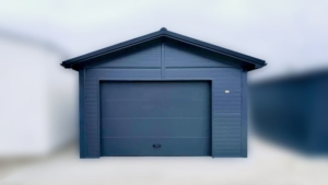 4,3x7,5m-es delux szigetelt mobilgarázs, nyeregtetővel, szekcionált kapuval, ajtóval, szegélyekkel, ereszcsatonával, horganyzott vázszerkezettel, antracitszürke színben