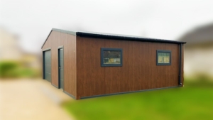 8x6m-es delux szigetelt mobilgarázs, sötét diófa falakkal, nyeregtetővel, antracitszürke szekcionált kapuval és ajtóval, szegélyekkel, ereszcsatonával, horganyzott vázszerkezettel
